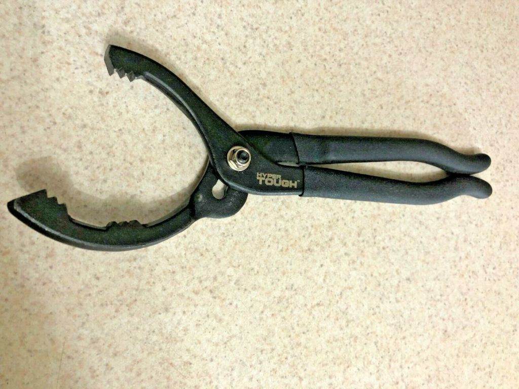 Key Features of the Hyper Tough Oil Filter Wrench